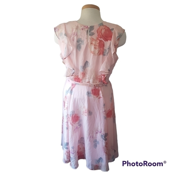 Suzy Shier Floral Sleeveless Midi Dress with Ruffles & Tie Belt - Picture 3 of 15